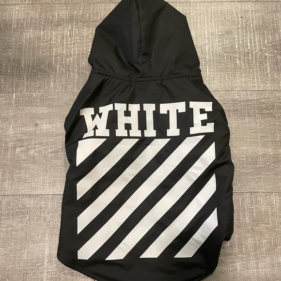 Off-white dog coat - Picture 1 of 4